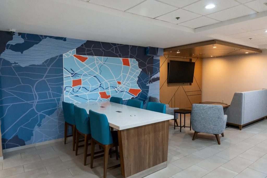 Comfort Inn & Suites Brandywine Valley
