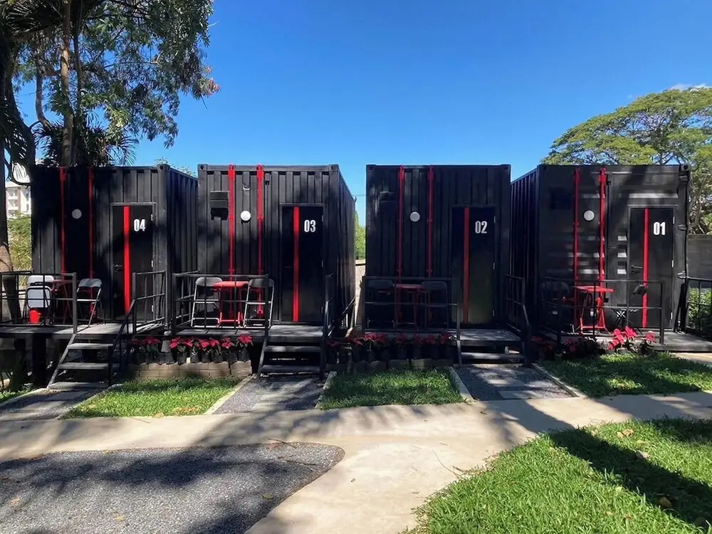 Nomads Homestay Sriracha