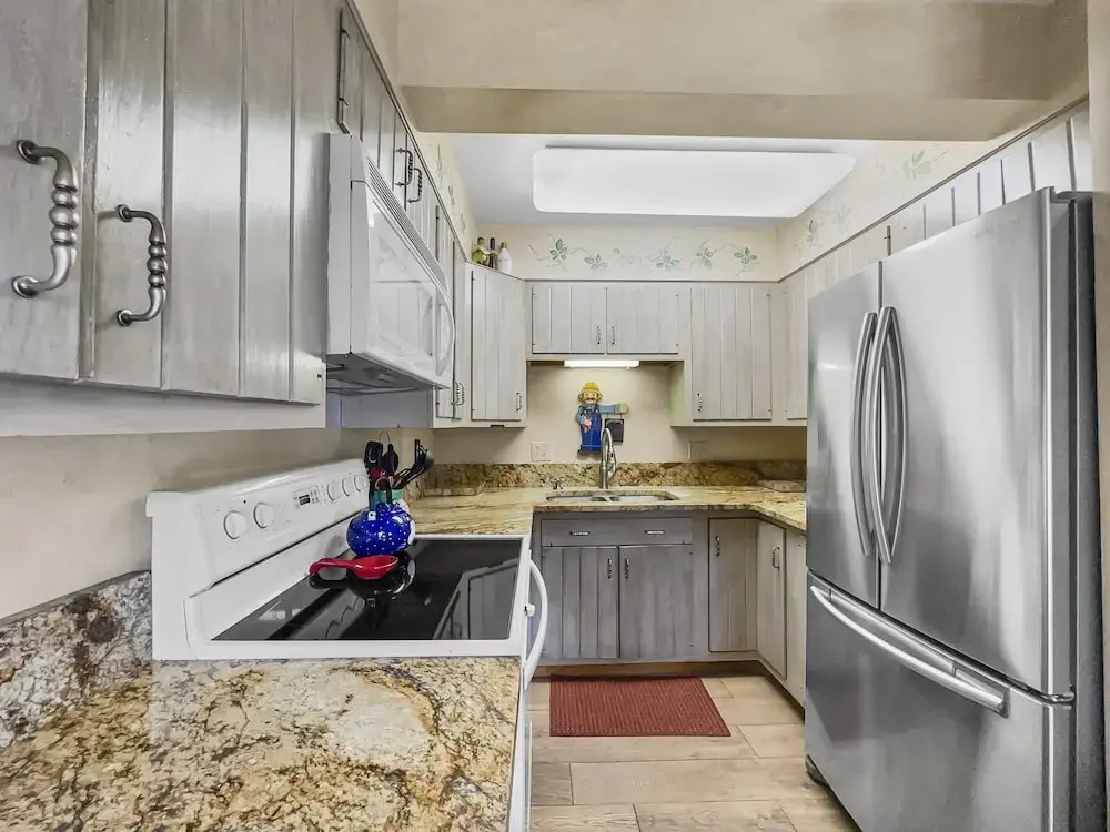 111 Corinthian Circle Unit H 3br 2ba 3 Bedroom Condo by RedAwning