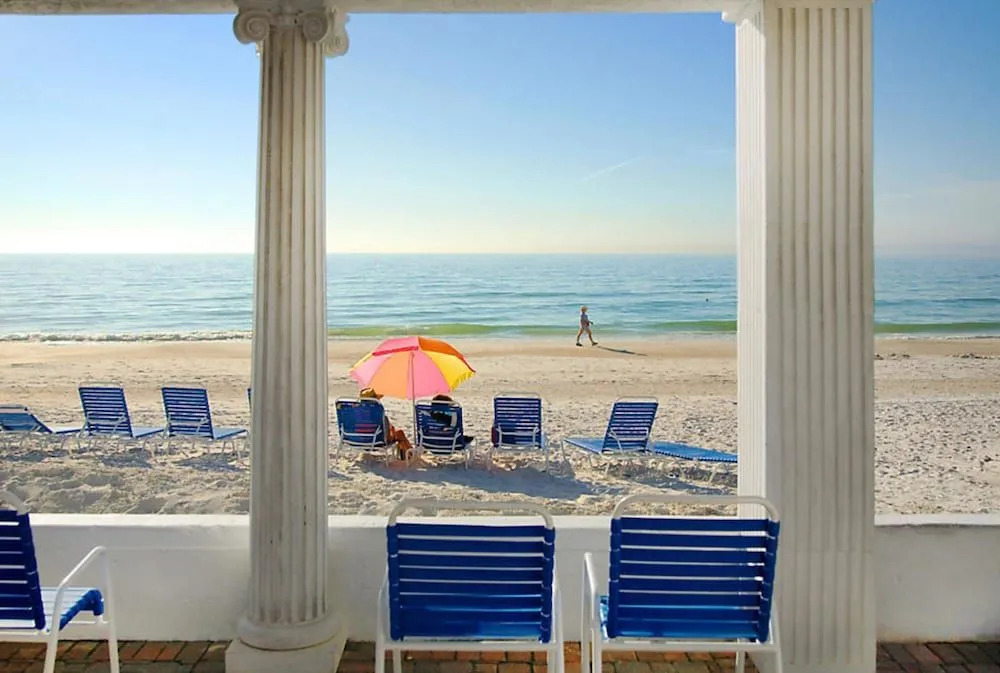 Via Roma Beach Resort