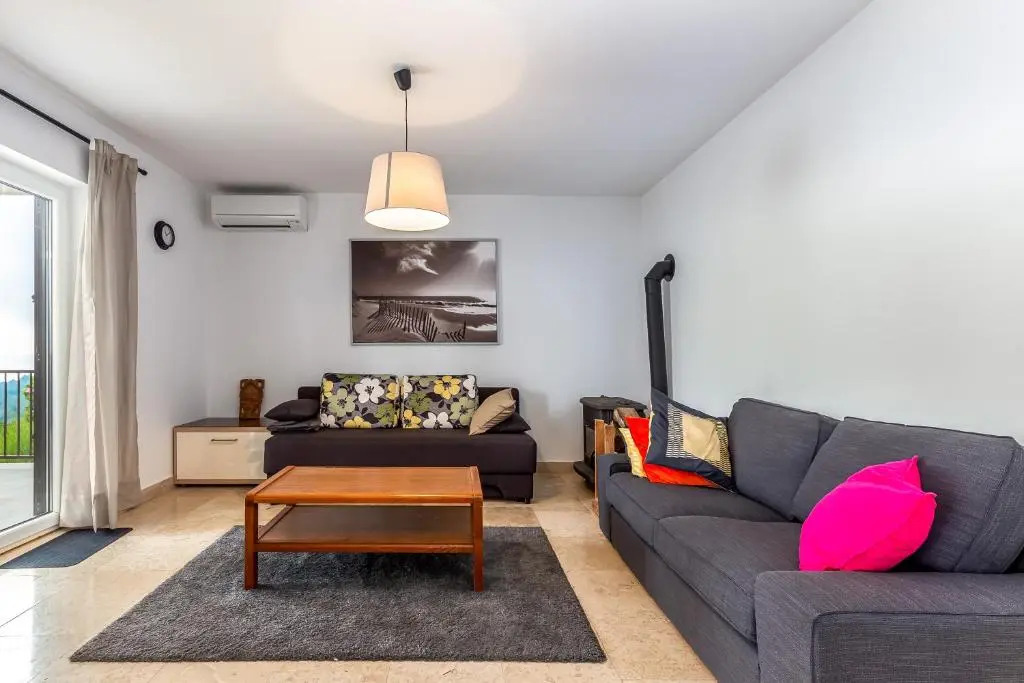 Hillside Villa Kvarner: Pool & Sea View - Happy Rentals