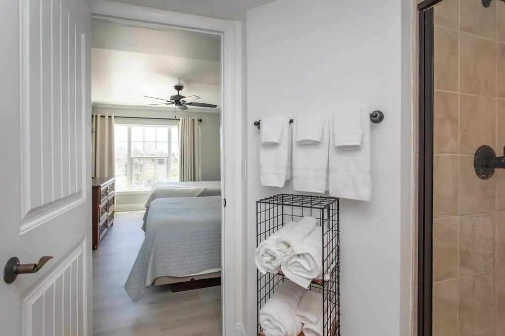 Summerhouse Villas Condo: Private Resort Beach