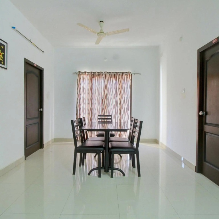 Hotel O The Mangrove Wood Residency