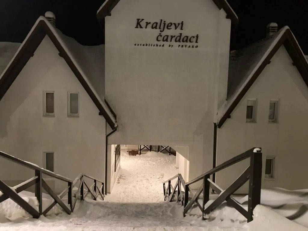 Apartman ČAR 19