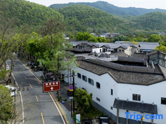 Light and wind ROOF Tangquan House (OMG Heartbeat Park Store)