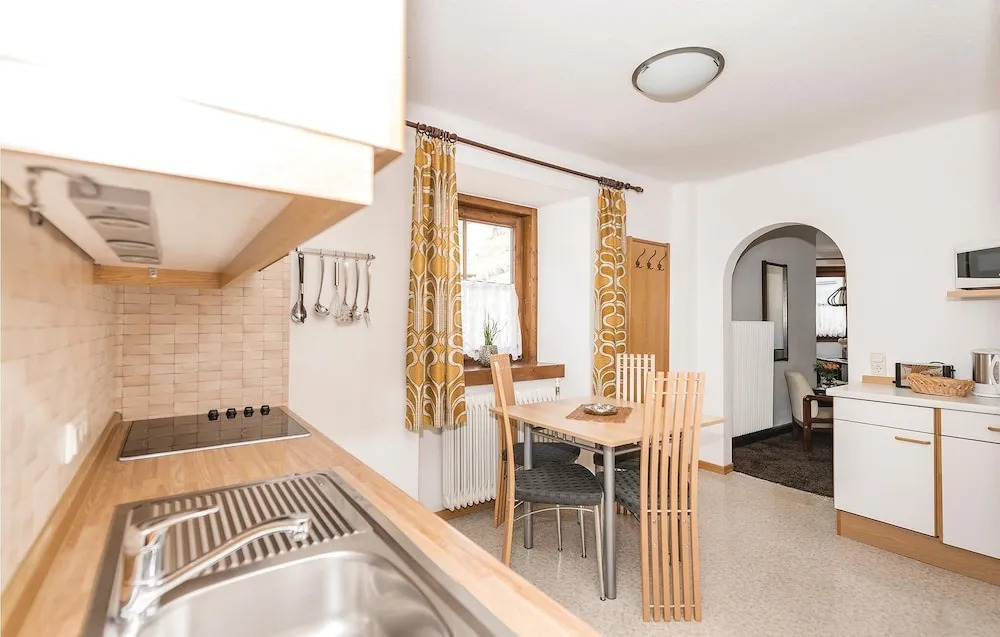Beautiful Apartment in Rauris With 2 Bedrooms and Wifi