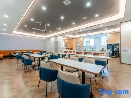 LanOuShangPin Hotel (Baoji Long County Guanshan Avenue)