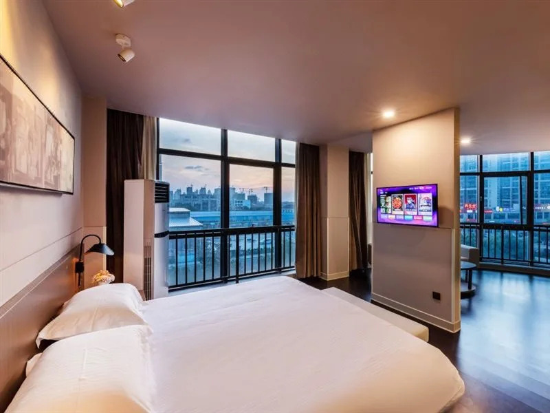 Jinjiang Inn Select Suzhou Shengze Sunhuxilu Hotel