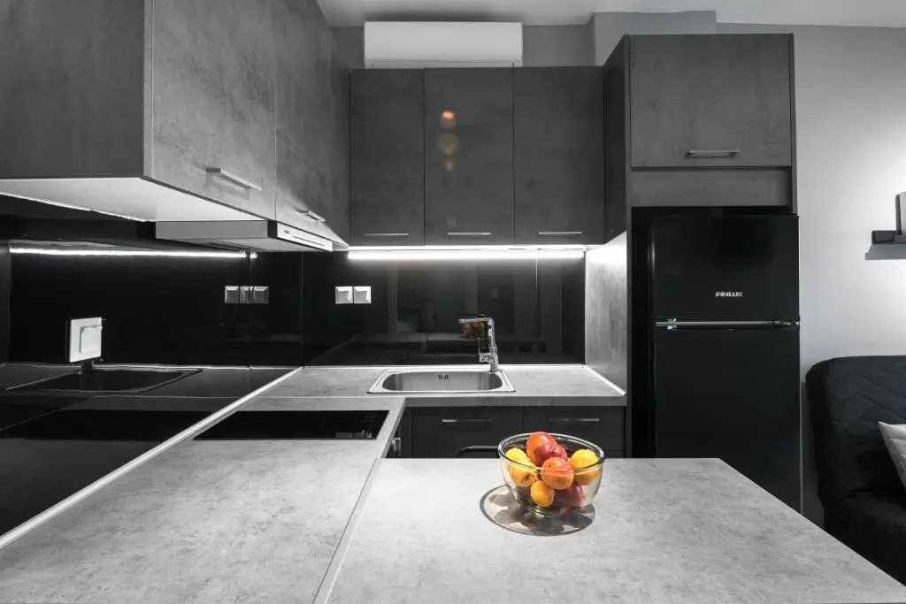 "LouLenny's aRt" BoutiQue Homes in HalkiDiki, vol 1