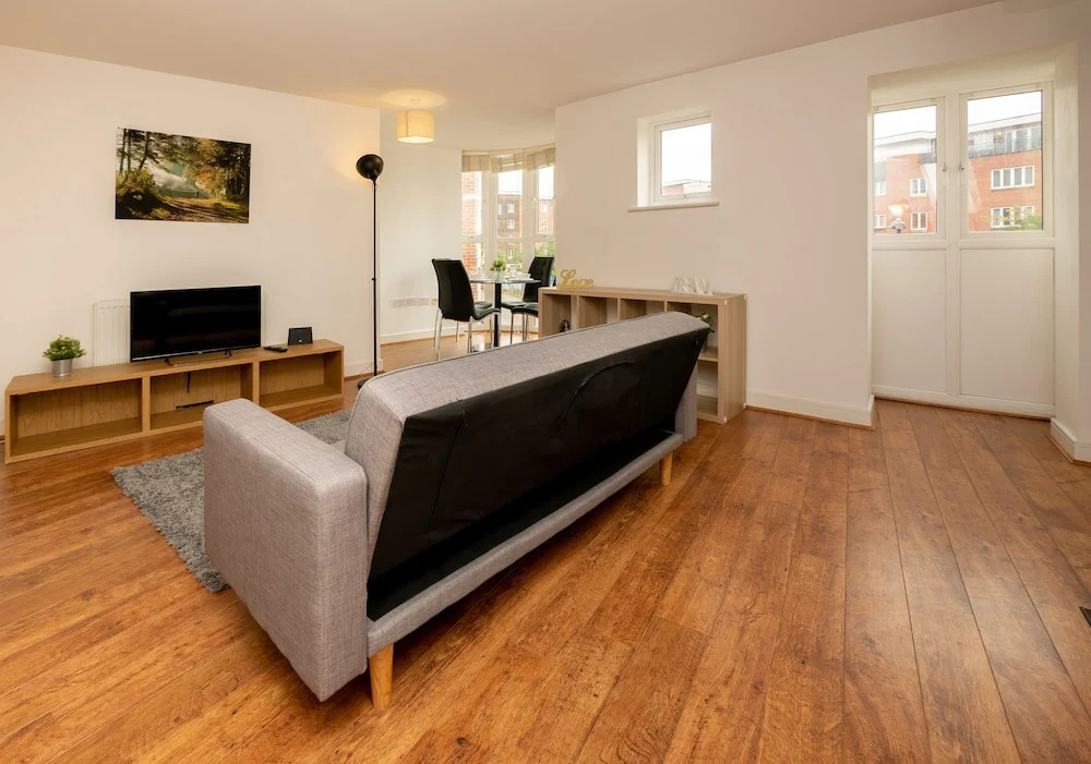 Royale Blenheim Apartment