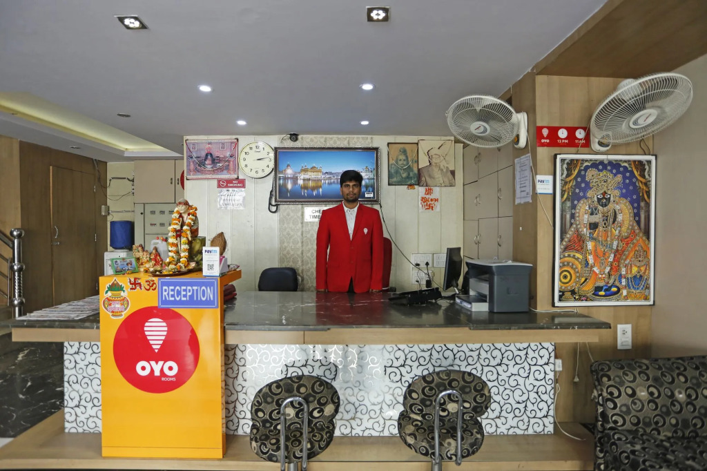 OYO 5696 R Continental