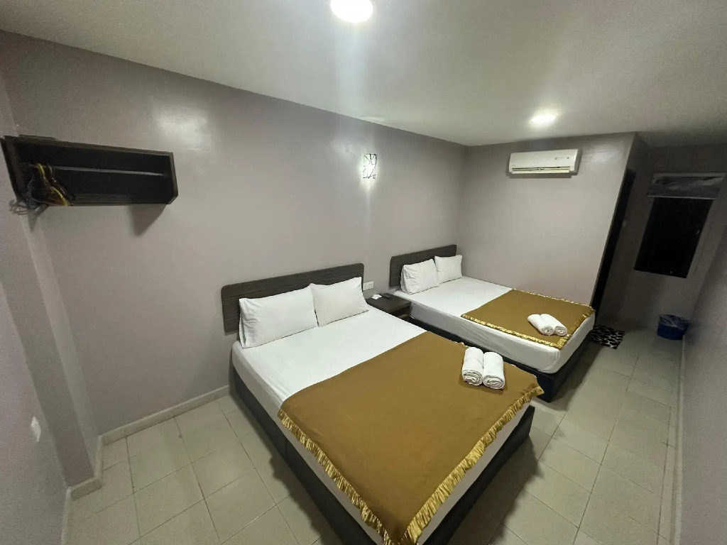 Island Time Motel