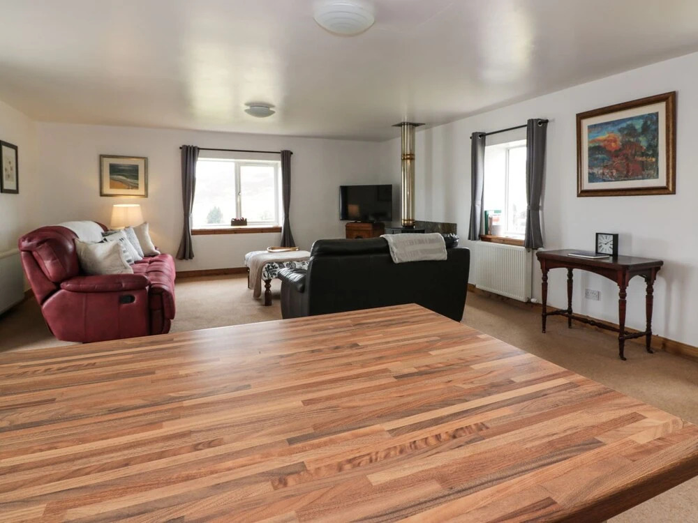 4 Mountain Lodge