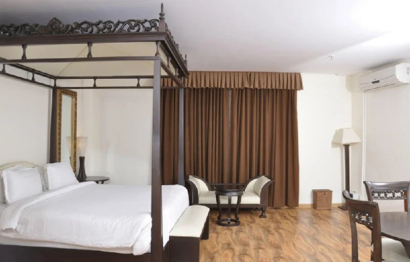 Hotel Centre Point Neemrana