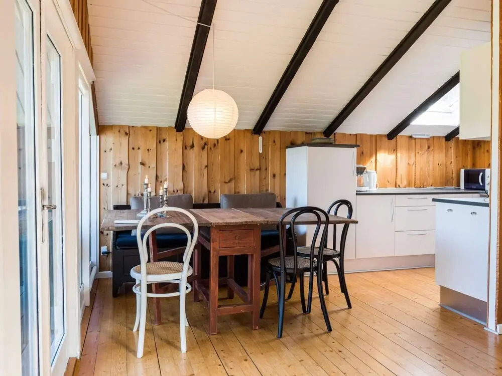 6 Person Holiday Home in Blavand