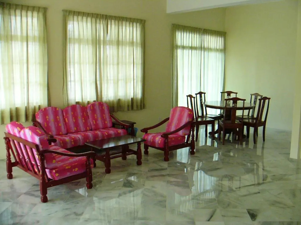 Pearl Villa Hotel & Resort