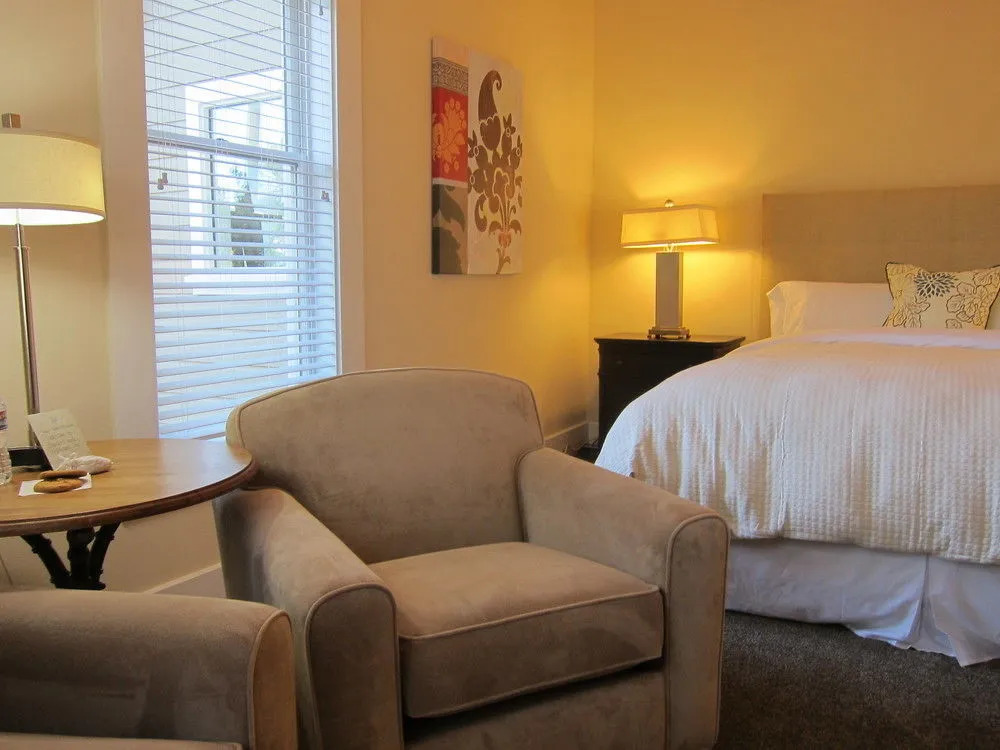 The Inn at Cobbler's Walk Mendocino