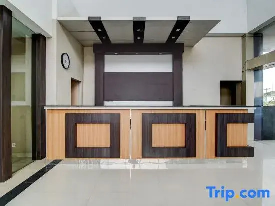 Townhouse Oak Pekanbaru near Mall Pekanbaru formerly Hotel Grand Sahara