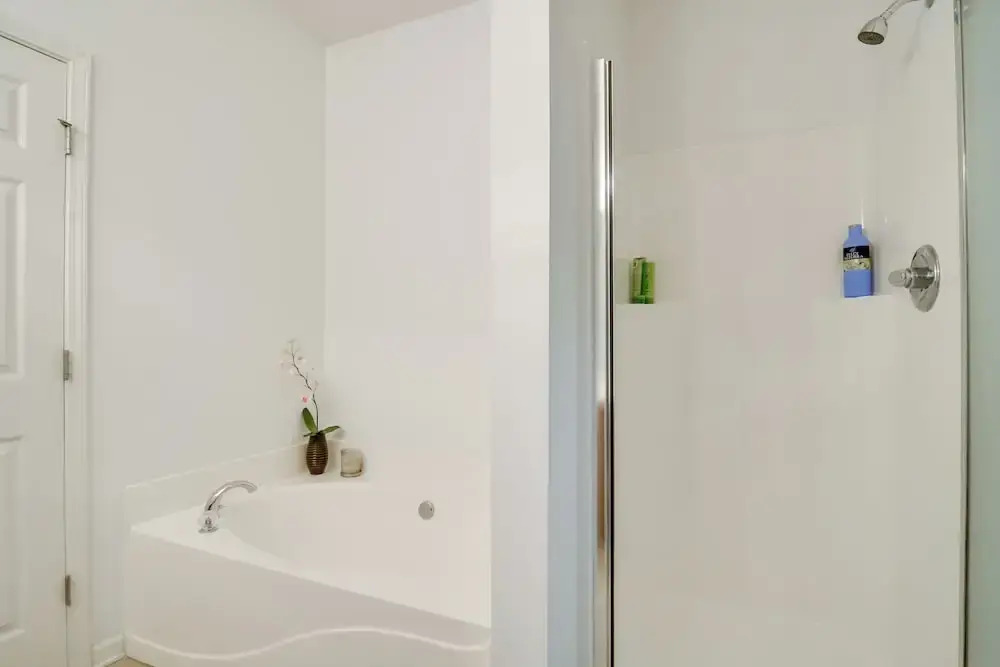 Inviting High Point Townhome With Patio + Privacy!