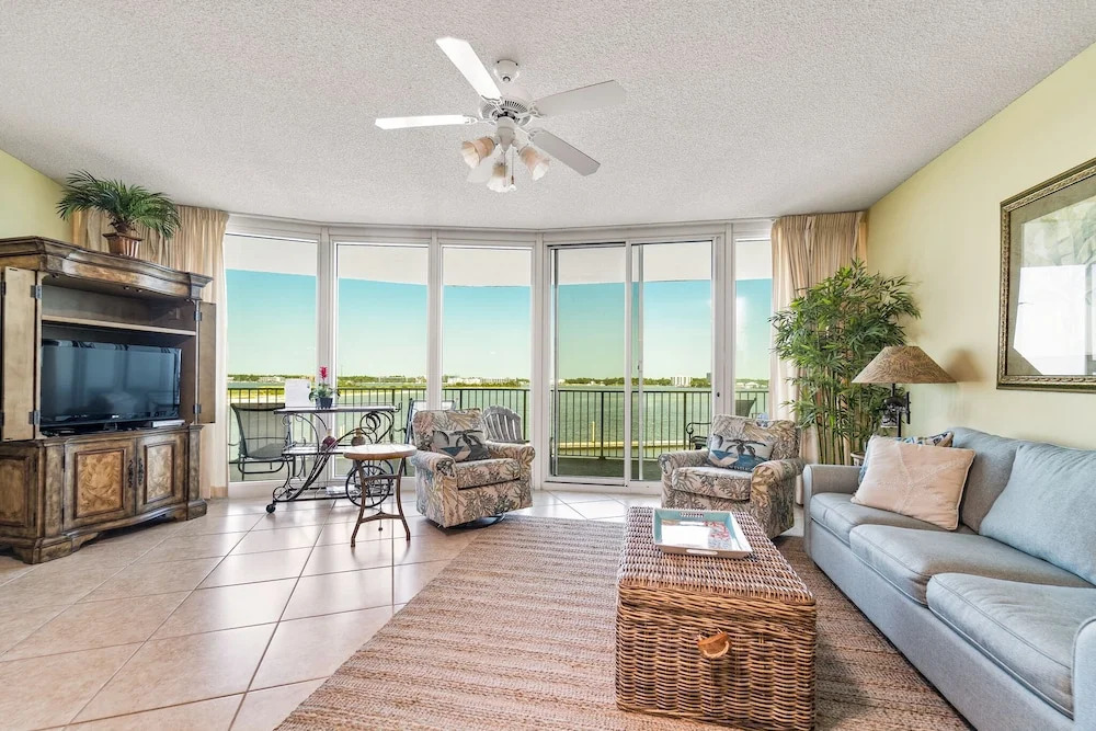Three Bedroom With Gorgeous Views Crb0305