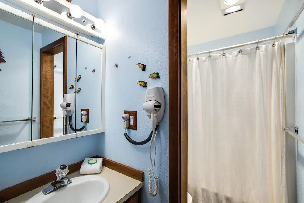 28SW - Fireplace - Dishwasher - Washer/Dryer - Sleeps 4