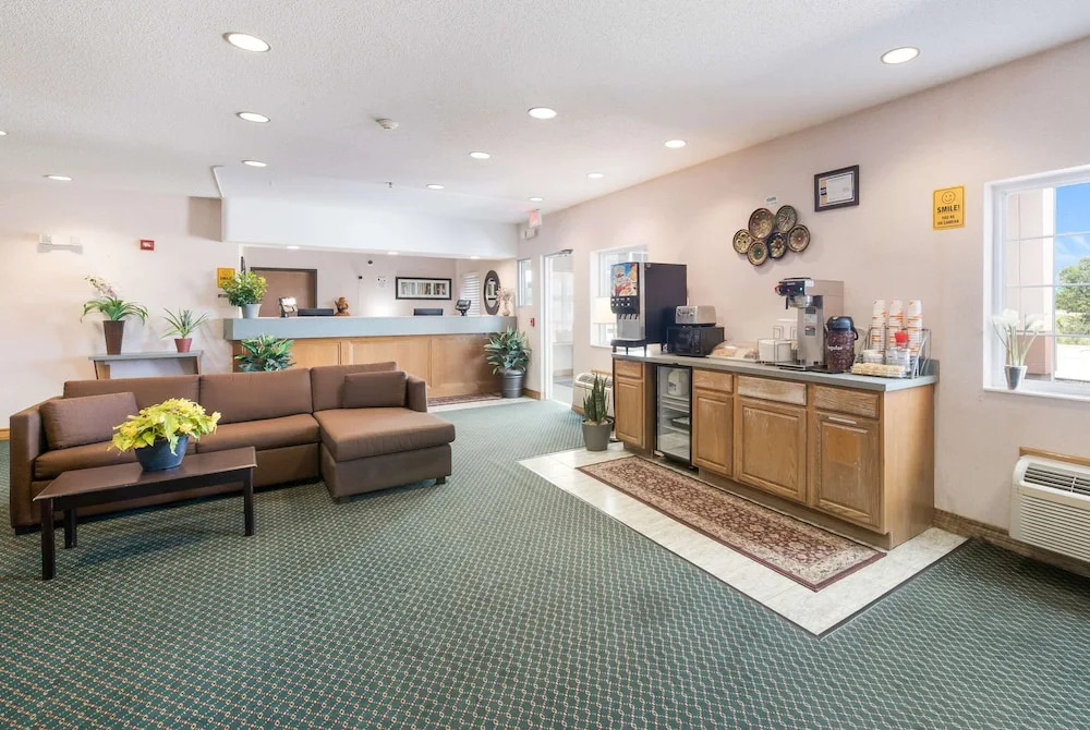 Knights Inn Urbana Champaign
