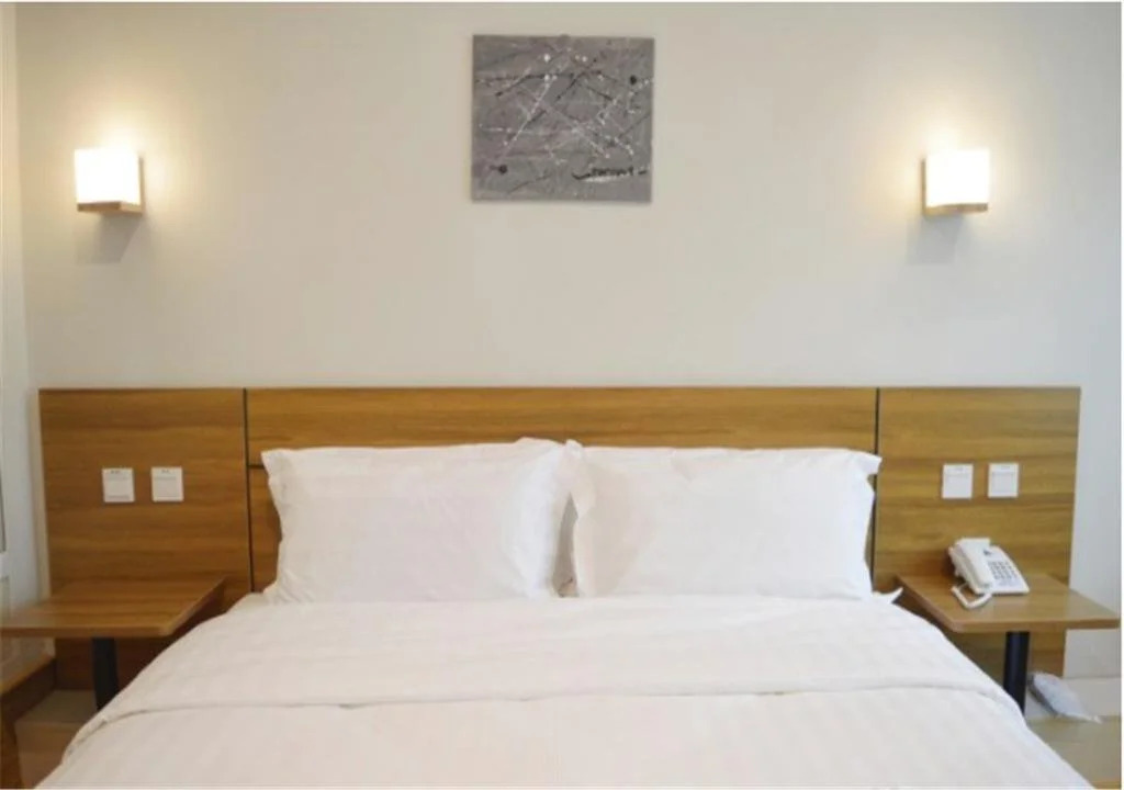 Qingmu Business Hotel Tianshanhai