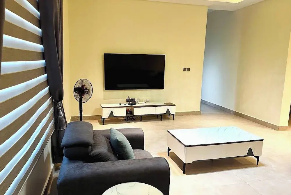 Precious Pavilion Apartment