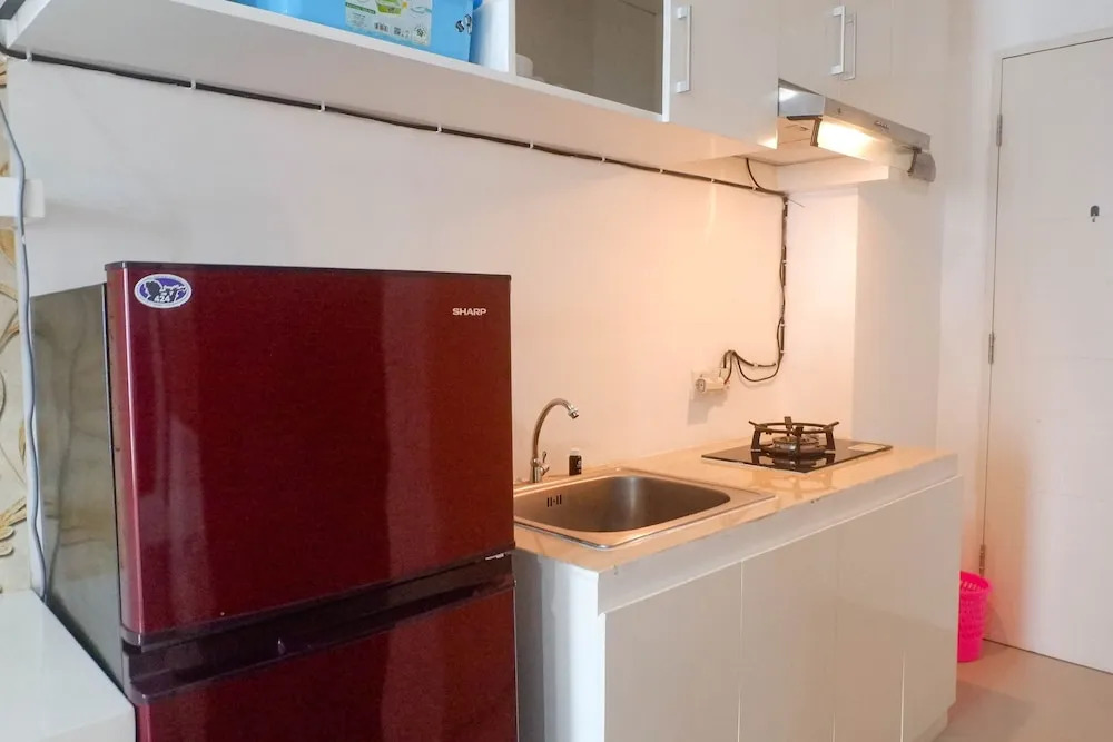 Comfy and Nice Studio at Orchard Supermall Mansion Apartment By Travelio