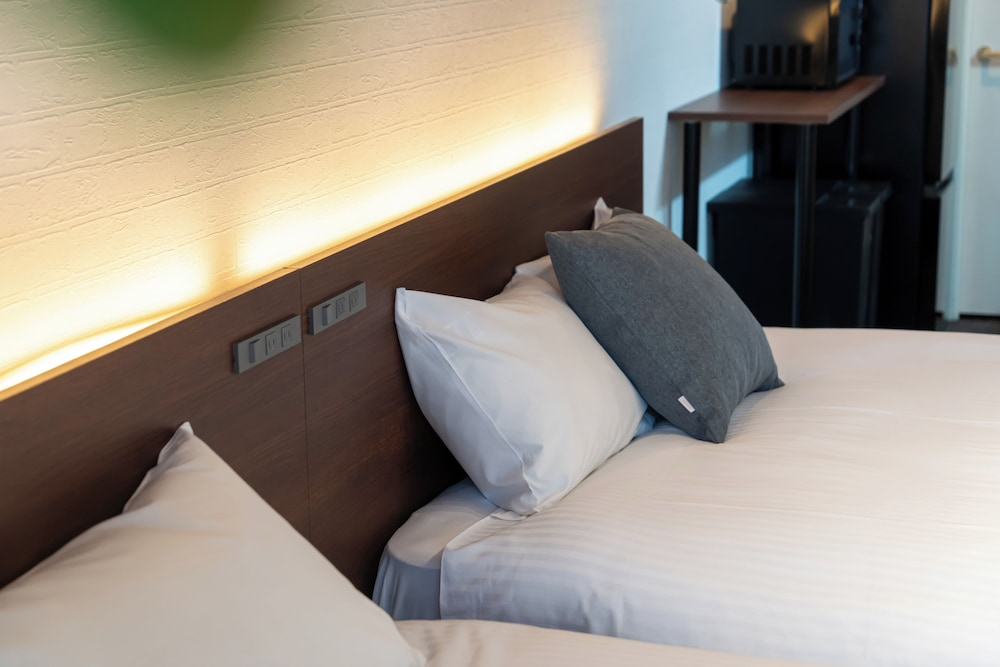 Urban Stay LC12 Bankan