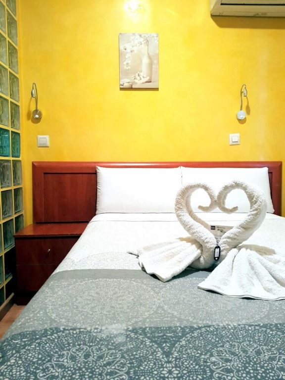 Hostal Naranjos