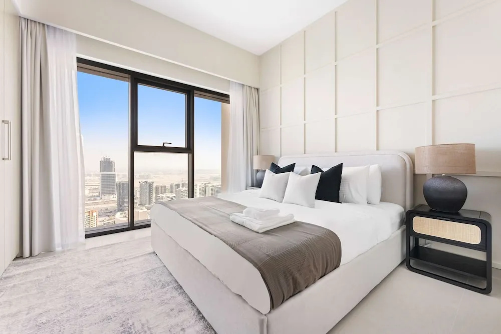 Silkhaus in Burj Royale Luxury 1bdr High Floor