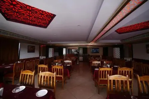Hotel skml Grand