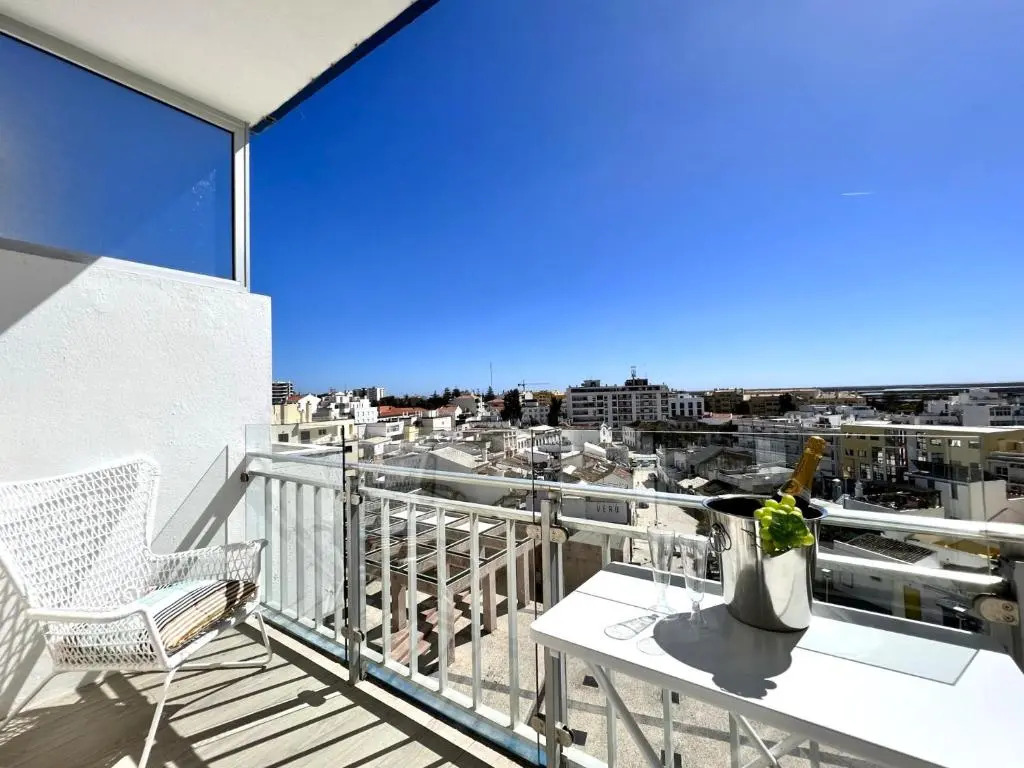 Faro Deluxe by Homing