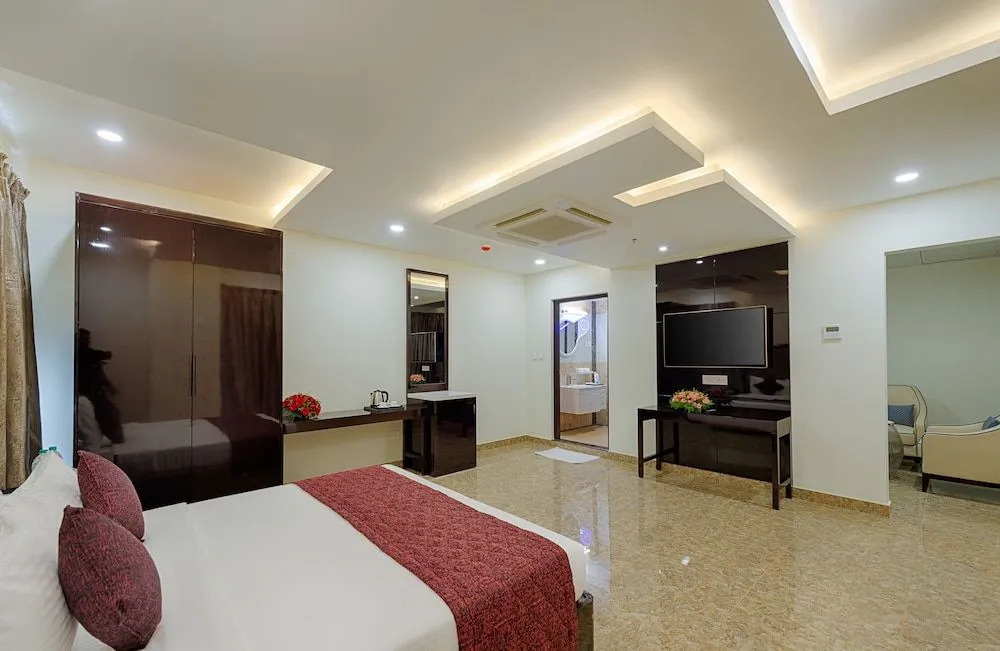 Hotel Lance International