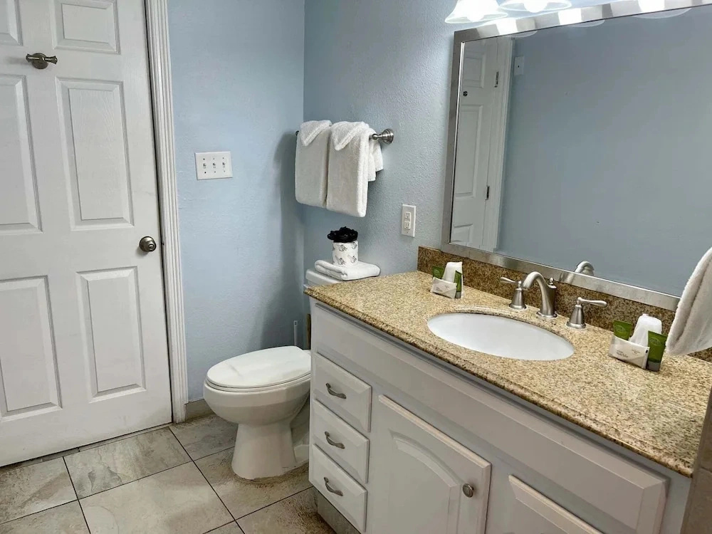 Beachgate Condo Suites And Hotel 112 1 Bedroom Condo
