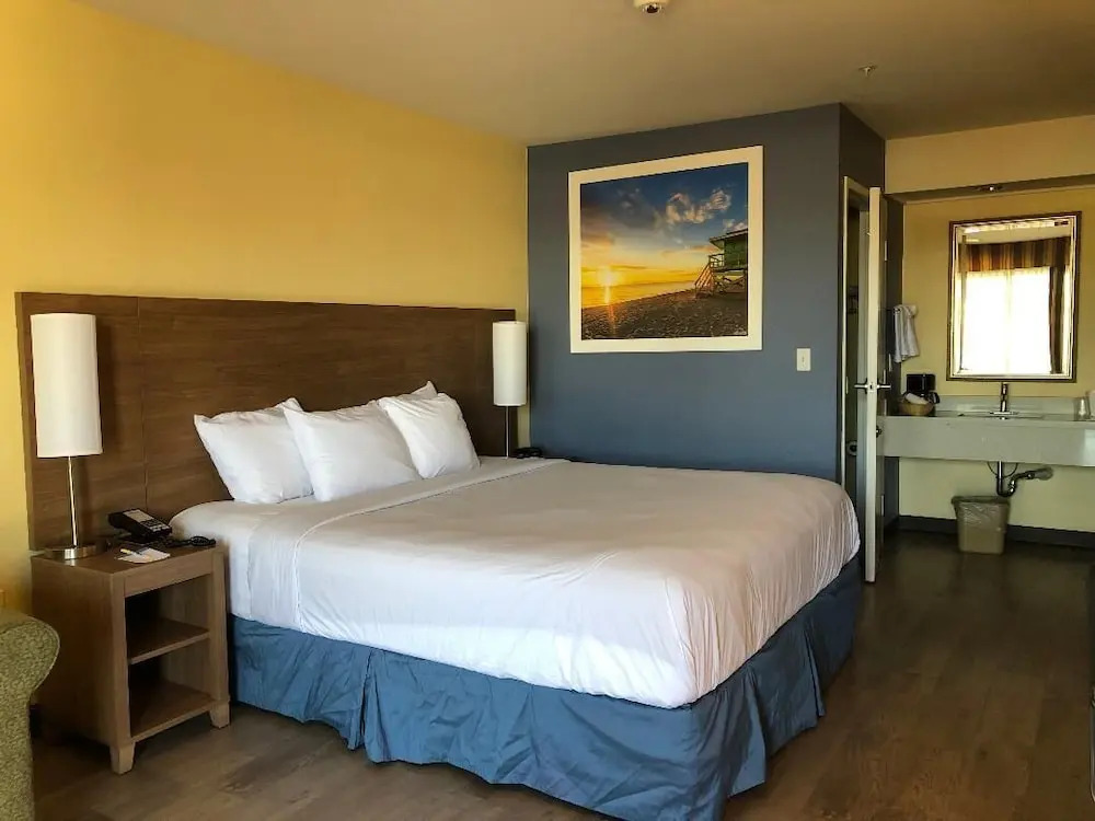 Days Inn Hayward Airport