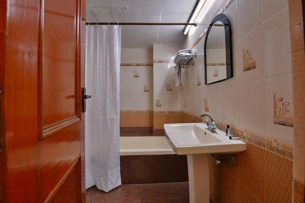 Hotel Dolphin