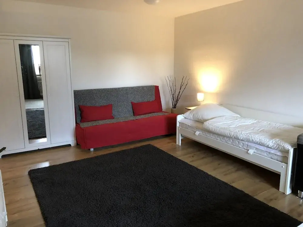 Renovated 3-room Apartment in the City Center