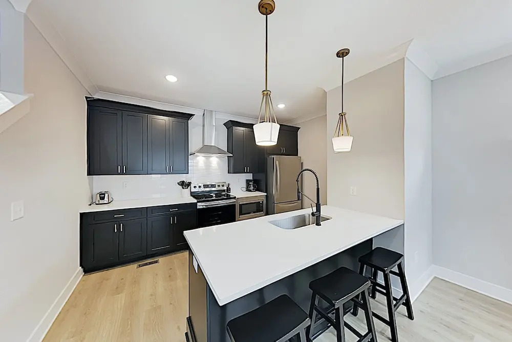 2 Brand-new Townhomes W/ Luxe All-suite Layouts 4 Bedroom Townhouse