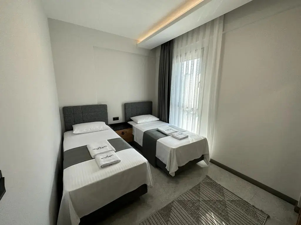Artan Suites Apart Hotel