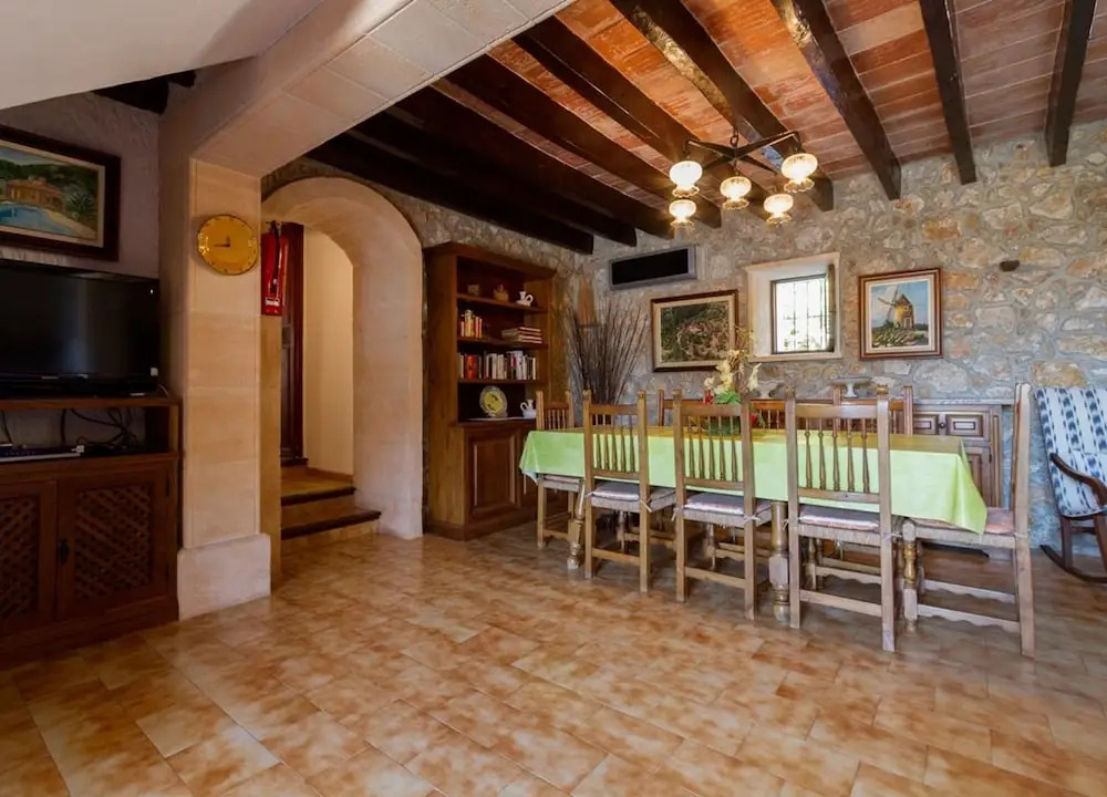Villa - 5 Bedrooms with Pool and WiFi - 103125