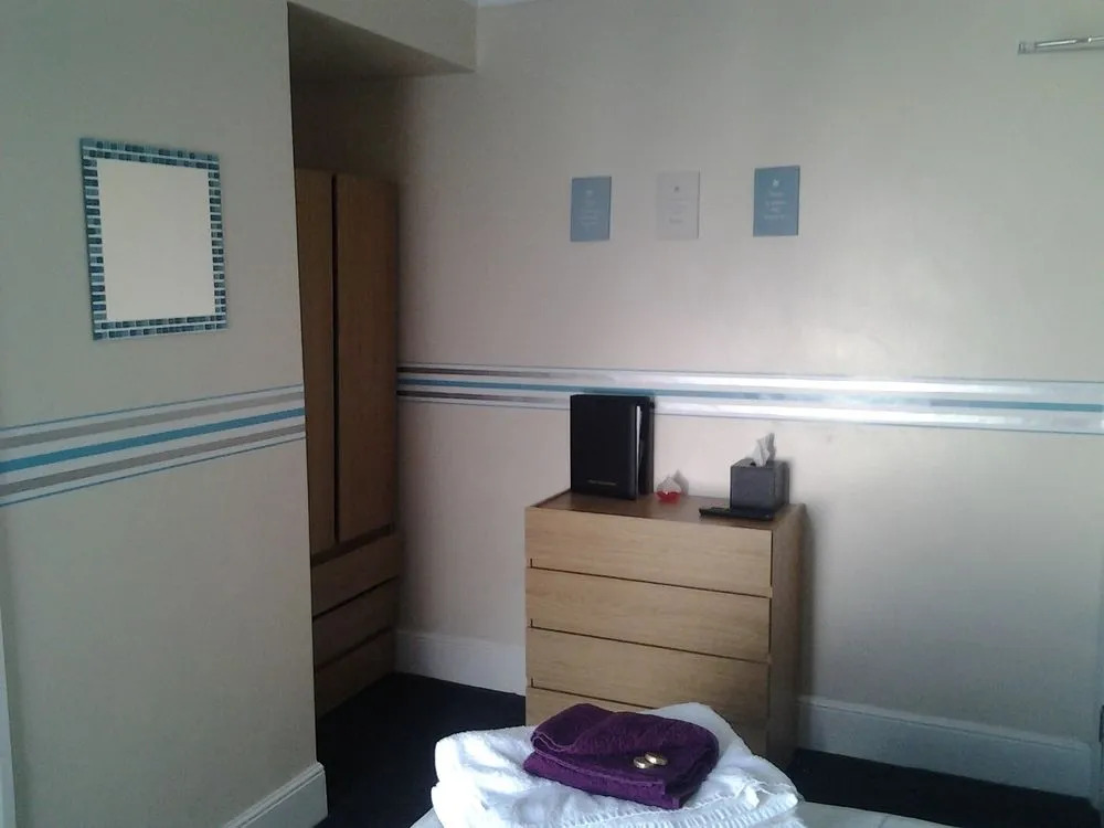 OYO Twins Palms Guest House