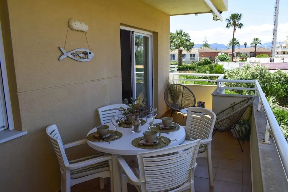 Ap2236 in Denia With 2 Bedrooms and 2 Bathrooms