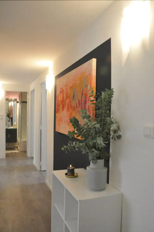 Near Saint Charles - 78m2 Entirely Renovated
