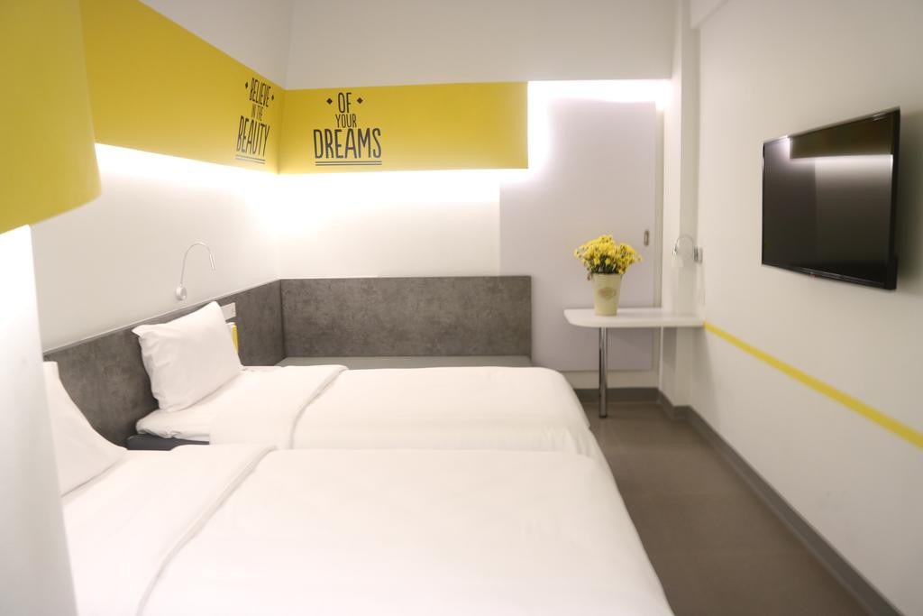 YELLO Hotel Manggarai Jakarta