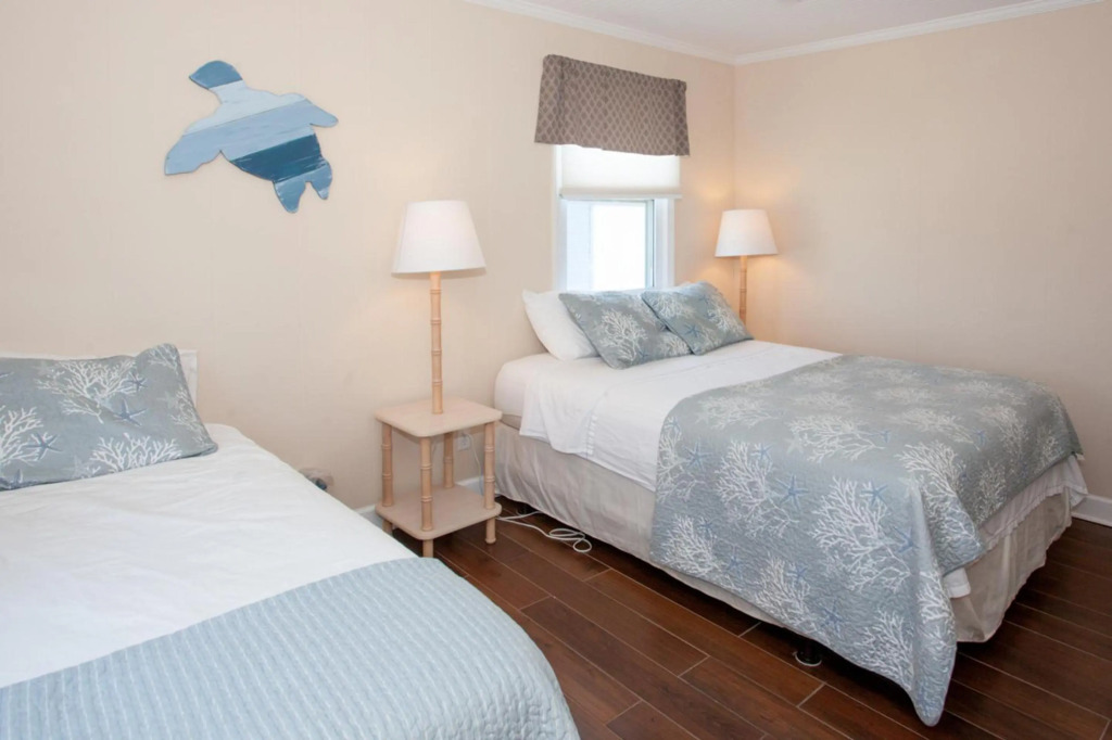 Summer Sands by Oak Island Accommodations