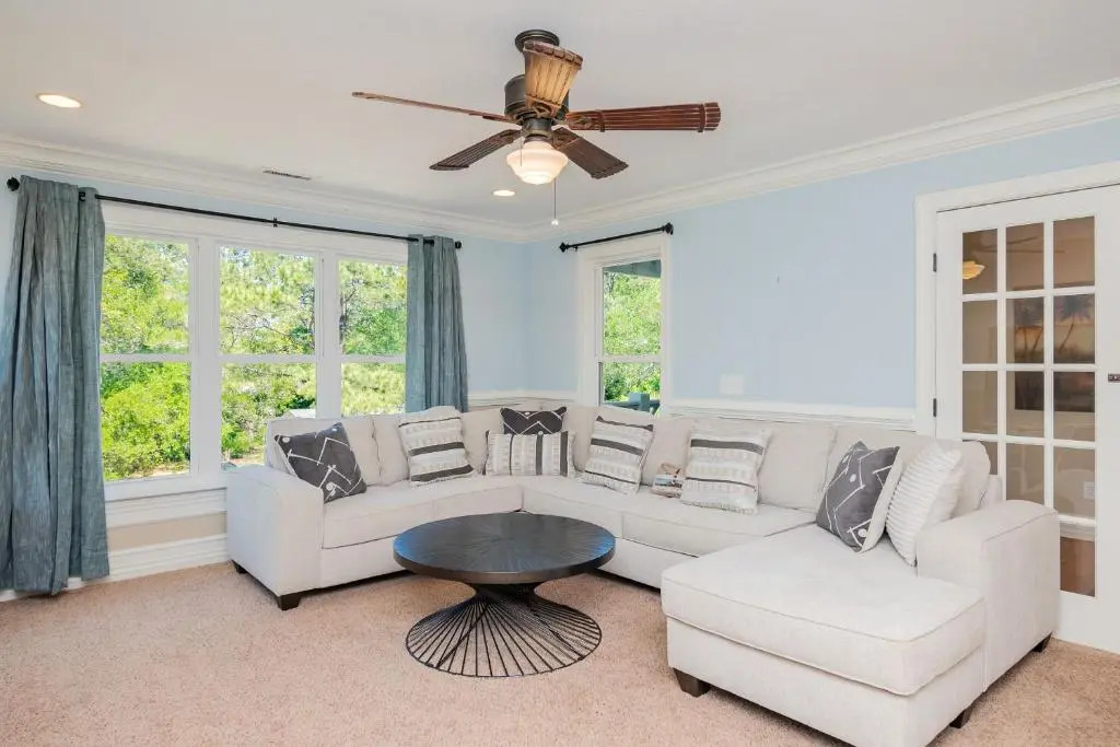 Wingspan by Oak Island Accommodations