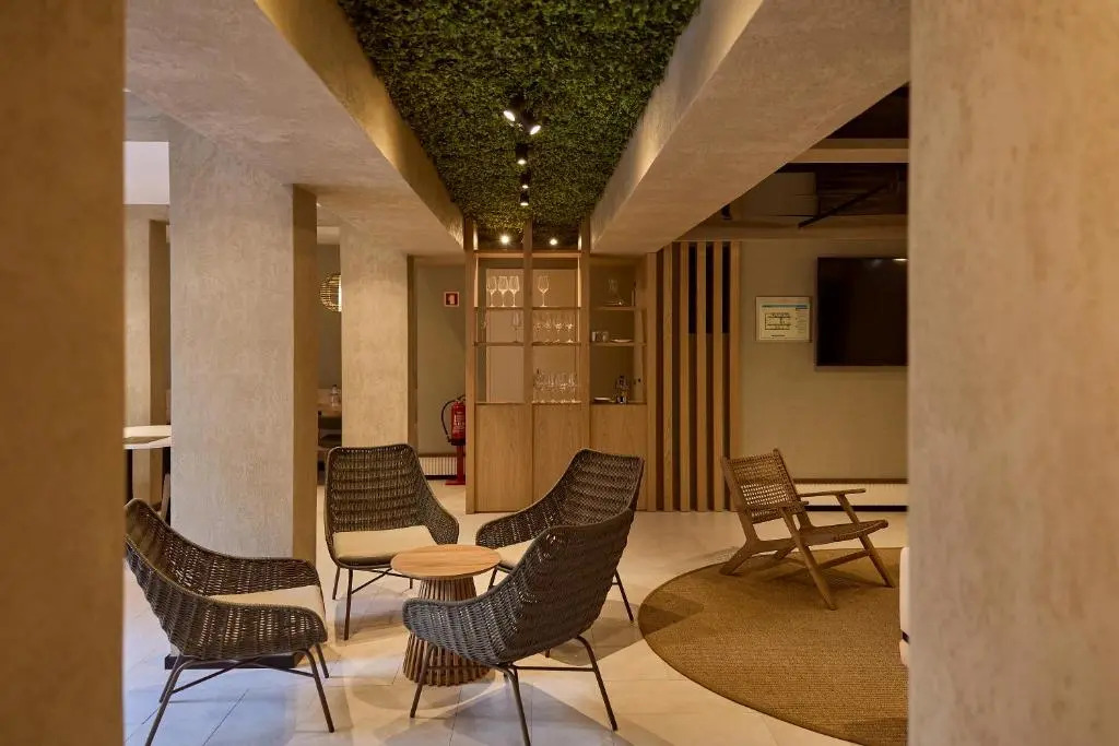 OMID Saldanha Hotel