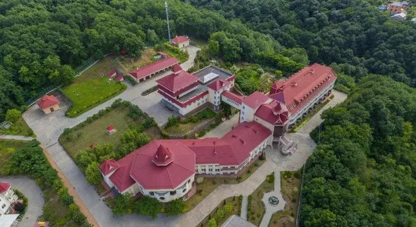 Оздоровительный курортный отель Горный